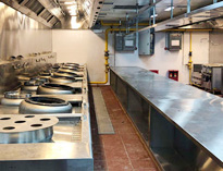 成都五星級(jí)酒店廚房設(shè)備廠家詳解五星級(jí)酒店廚房解決方案